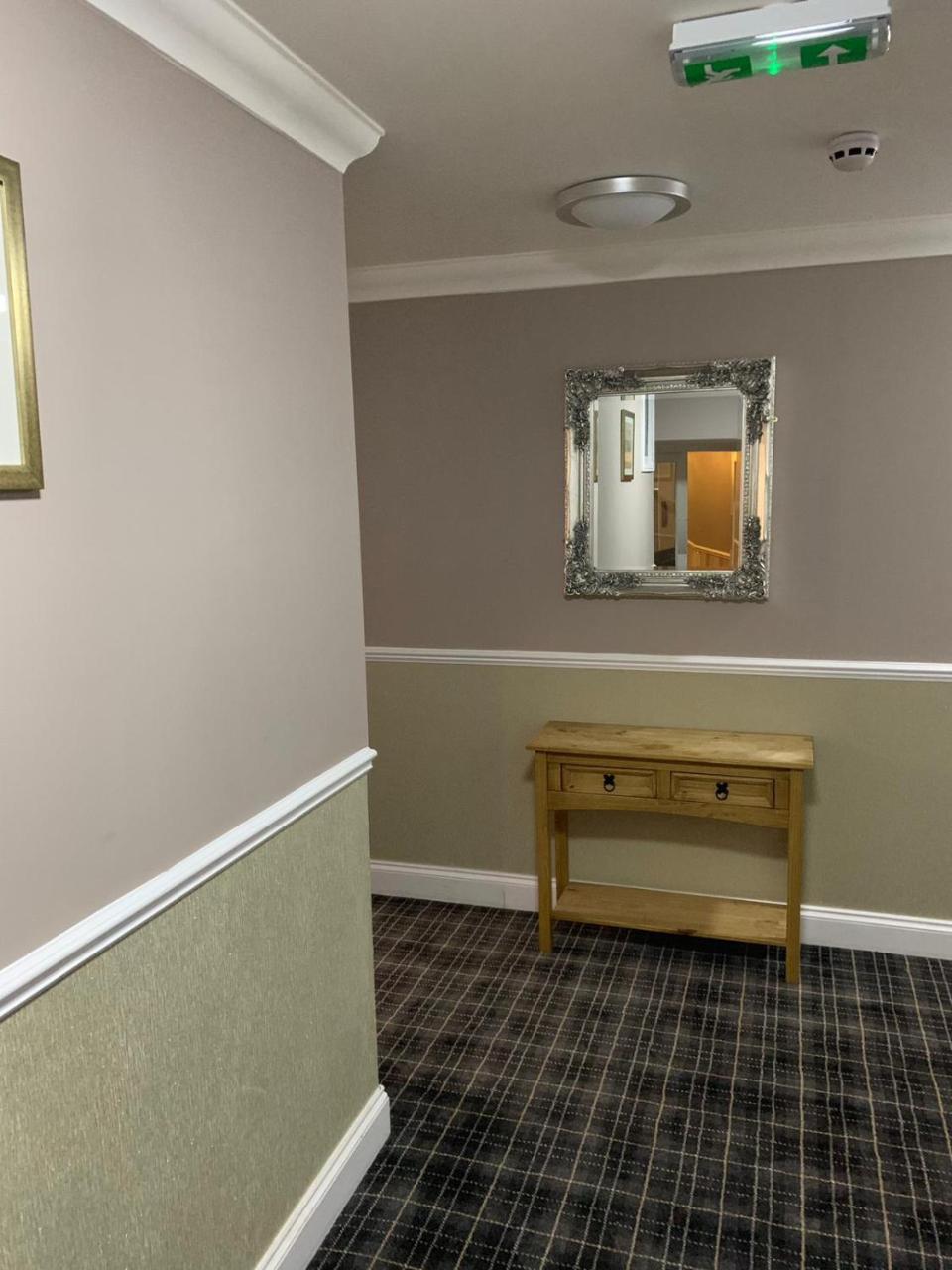 Waverley Inn Lodge Dingwall Exterior foto